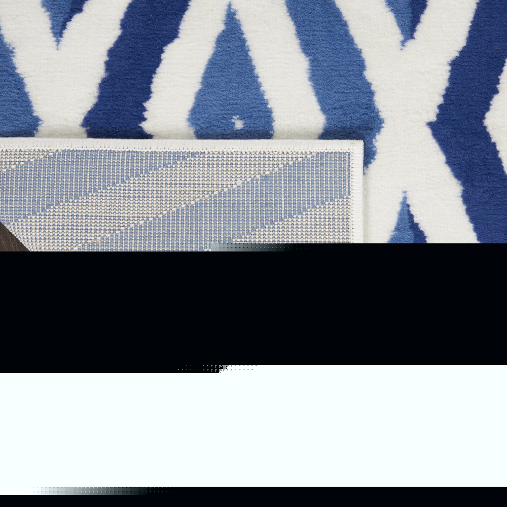4' X 6' Ivory And Blue Geometric Area Rug