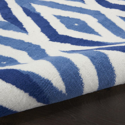 6' X 9' Ivory And Blue Geometric Area Rug
