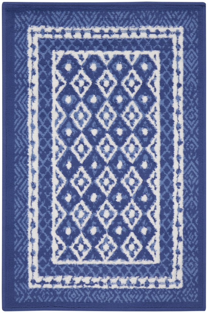 5' X 7' Ivory And Blue Ombre Distressed Area Rug