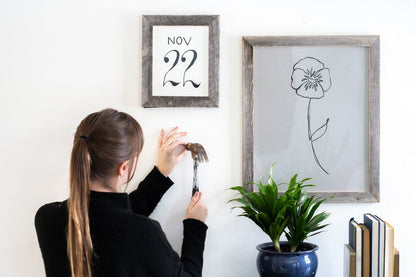 20" x 30" Gray Solid Wood Hanging Picture Frame