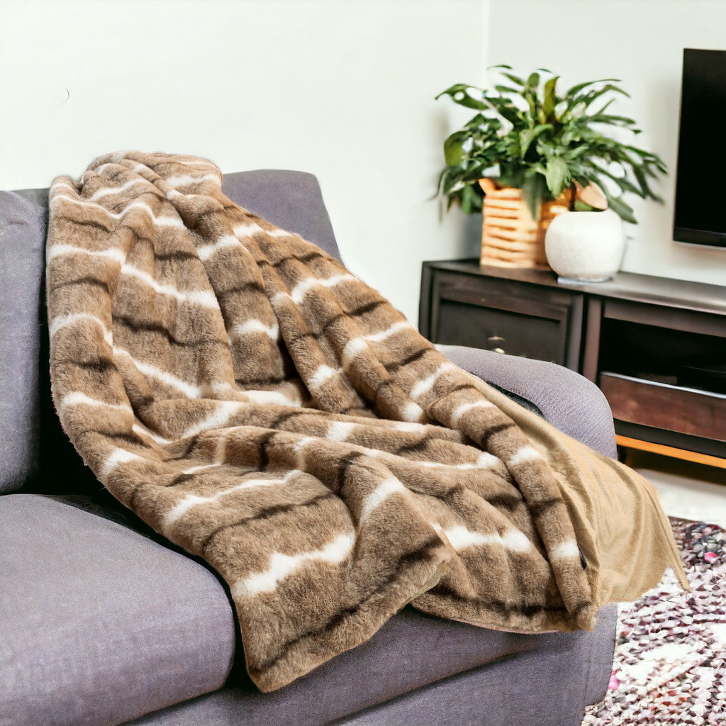 Beige Faux Fur Ombre Plush Throw