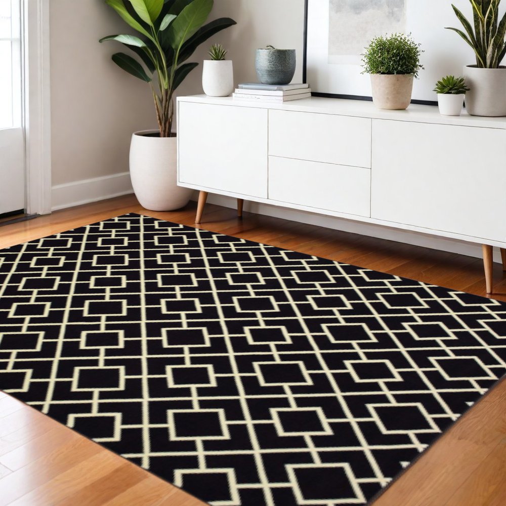 10' X 13' Black And Ivory Diamond Area Rug
