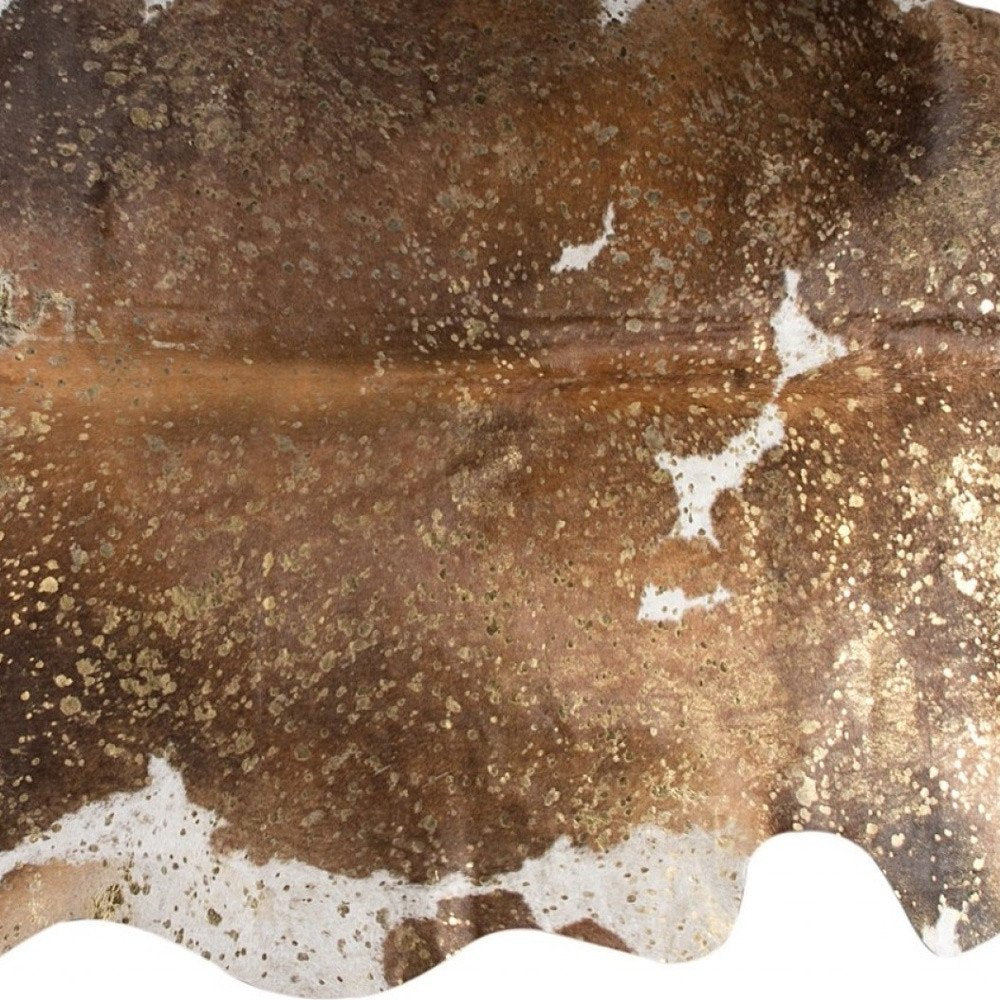 6' X 7' Brown And White Cowhide Area Rug