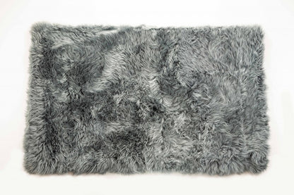 3' X 5' Gray Natural Rectangular Sheepskin Area Rug