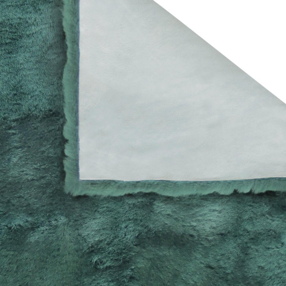 36" X 24" Emerald Faux Fur Plush Throw Blanket