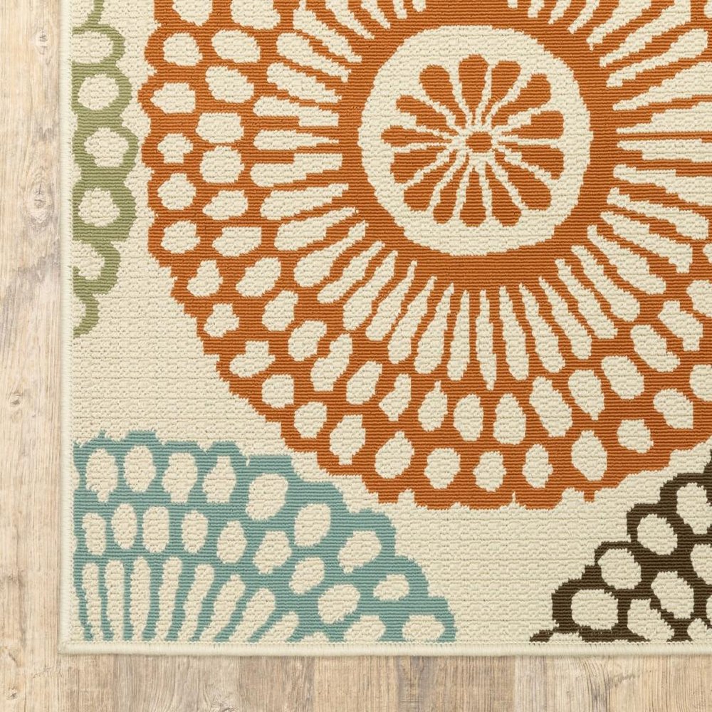 8' Beige Indoor Outdoor Runner Rug