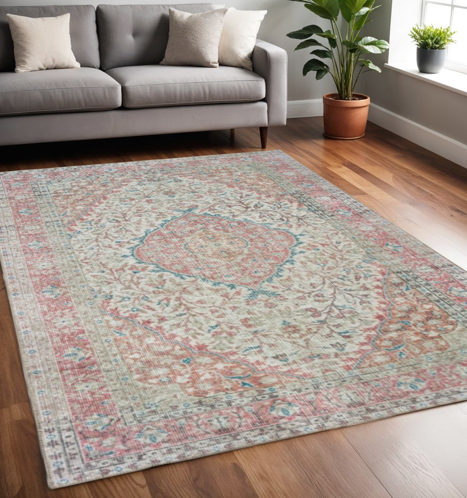 8' X 10' Ivory And Pink Oriental Area Rug