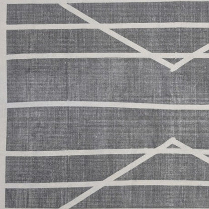 4' X 6' Gray Area Rug