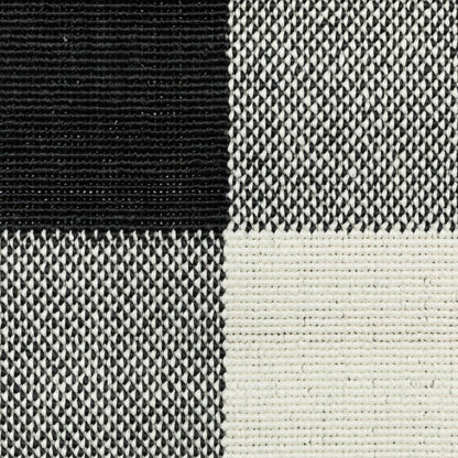 8' Black And Ivory Indoor Outdoor Runner Rug