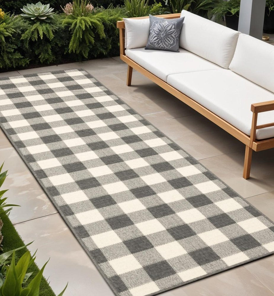 4' X 6' Gray and Ivory Indoor Outdoor Area Rug
