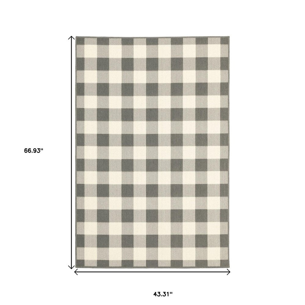 8' Gray And Ivory Round Gingham Indoor Outdoor Area Rug