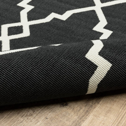 8' Black And Ivory Indoor Outdoor Runner Rug