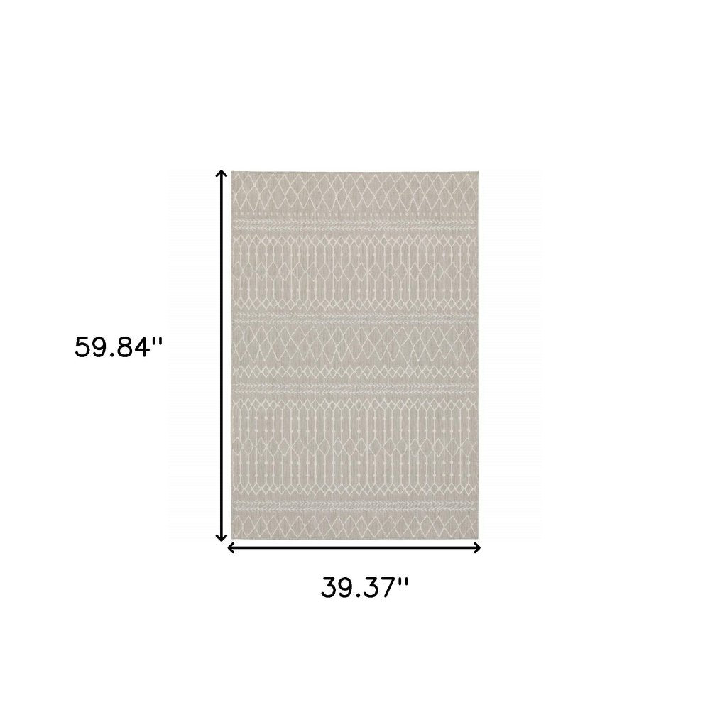 10' X 13' Gray And Ivory Indoor Outdoor Area Rug