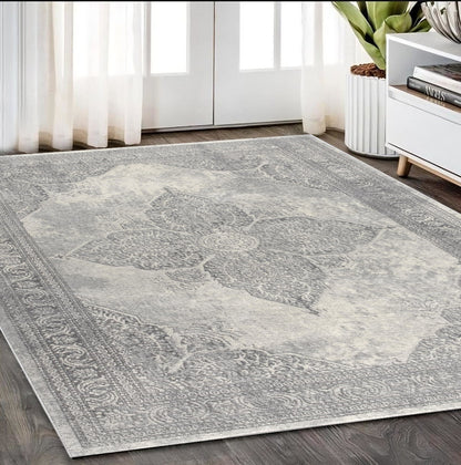 5' X 8' Gray Distressed Medallion Area Rug