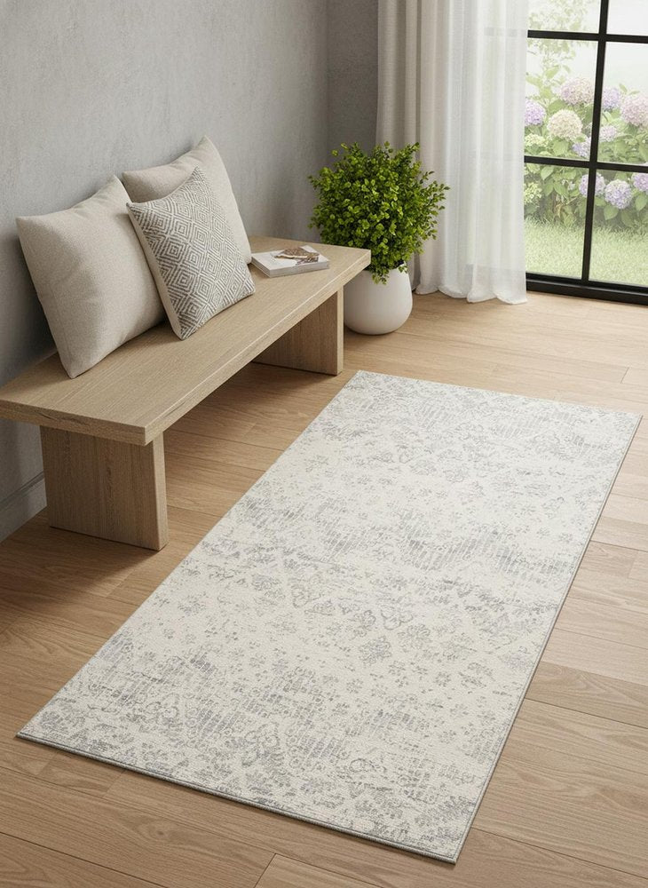 2' X 3' Ivory Distressed Ikat Pattern Scatter Rug