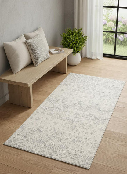 2' X 3' Ivory Distressed Ikat Pattern Scatter Rug