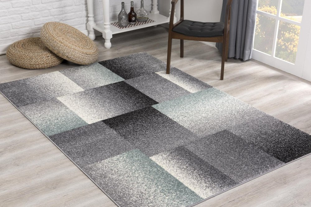 4' X 6' Gray Modern Geometric Area Rug
