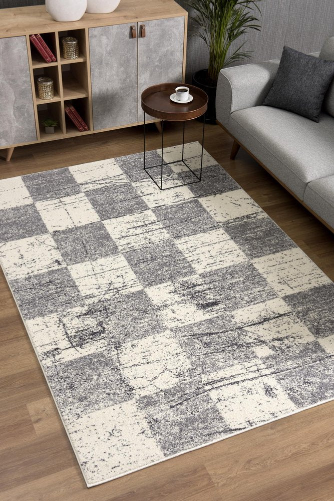 5' X 8' White And Gray Checkered Area Rug