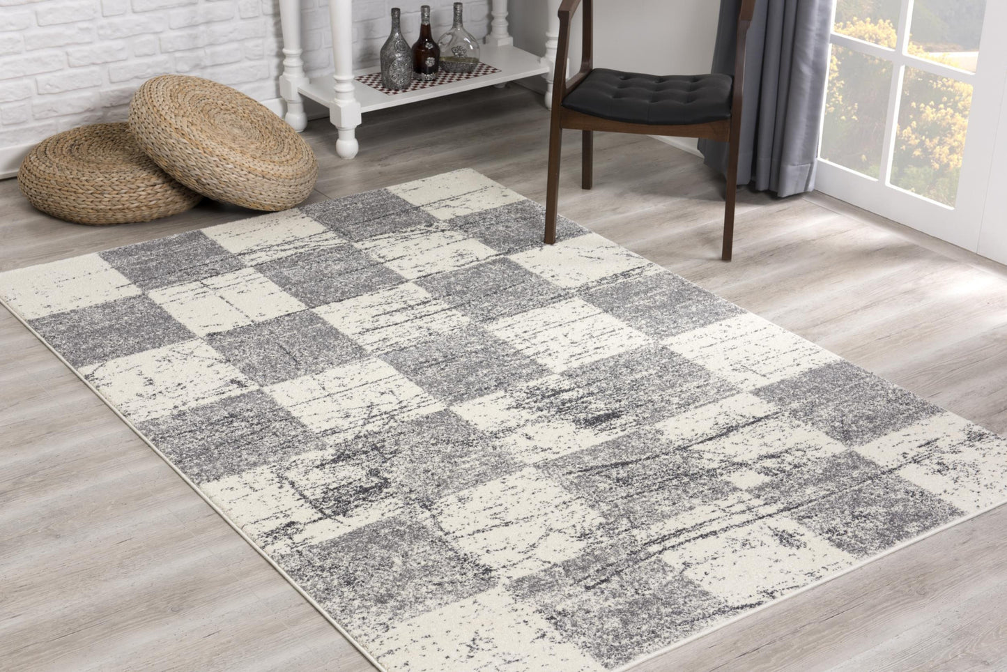 5' White Round Checkered Power Loom Area Rug