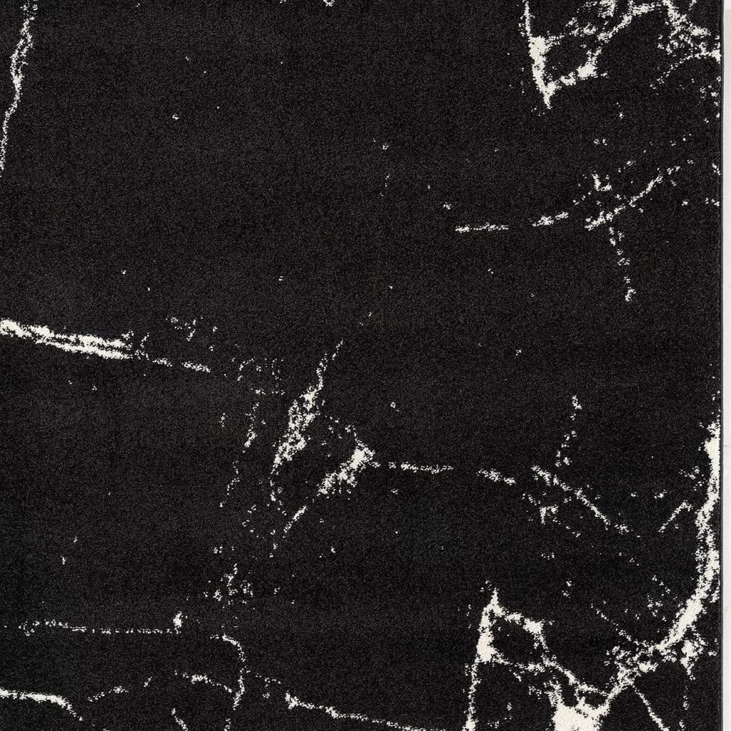4' X 6' Black And White Abstract Breakage Area Rug
