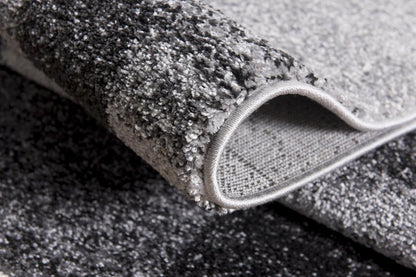 7' X 9' Gray Distressed Geometric Area Rug