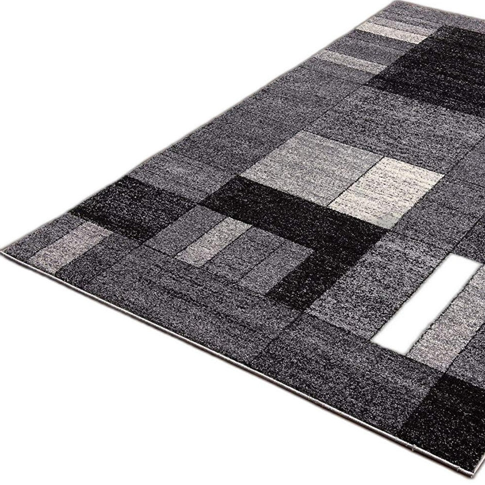 4' X 6' Gray Distressed Geometric Area Rug