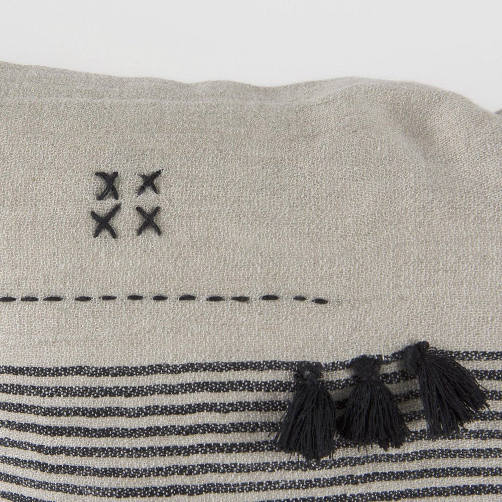 Light Gray Detailed Lumbar Throw Pillow Cover