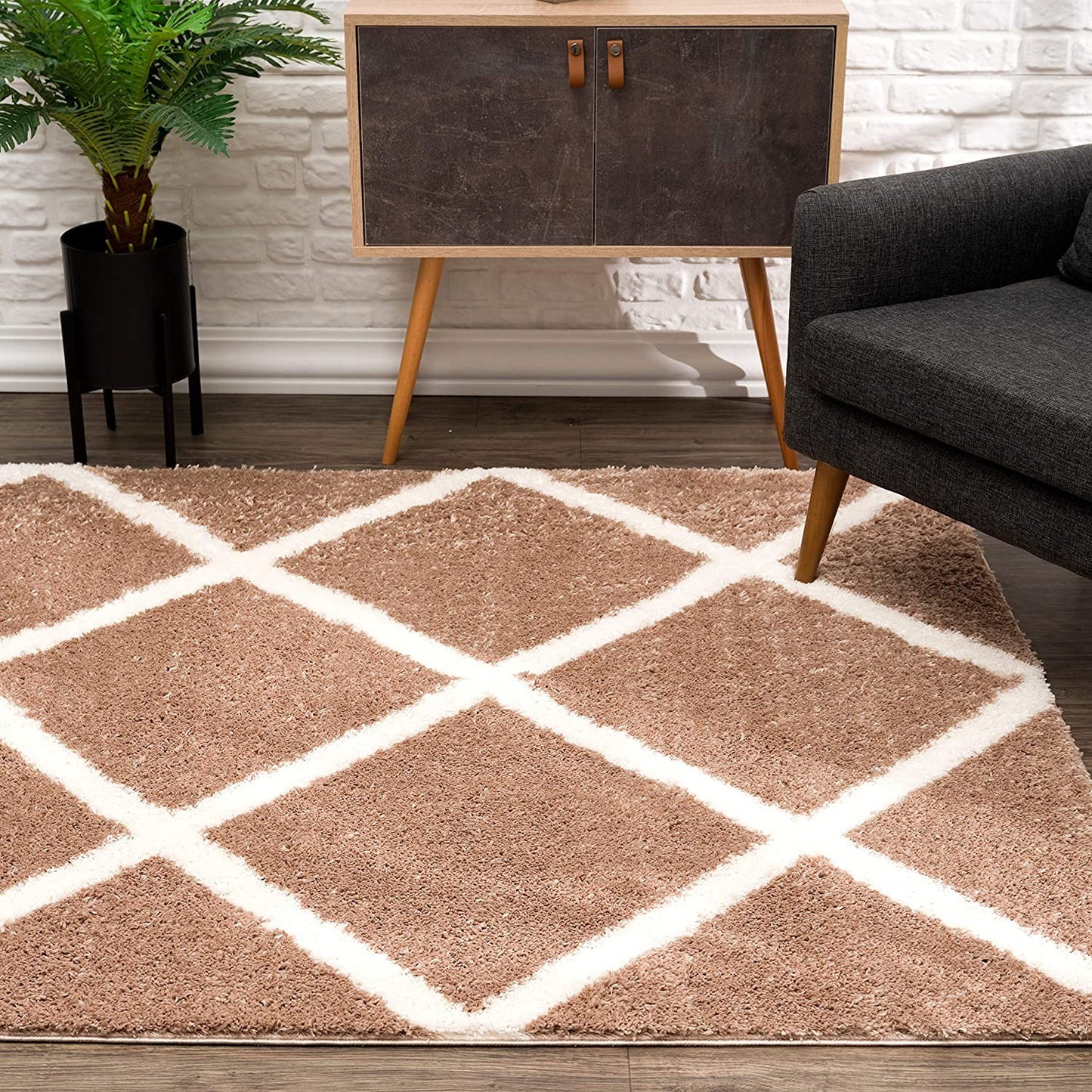 3' X 5' Beige Geometric Area Rug