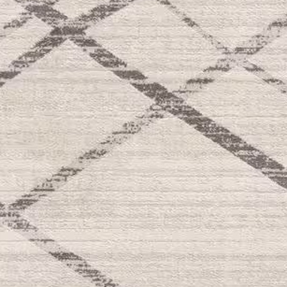 2' X 4' Gray and Ivory Geometric Area Rug