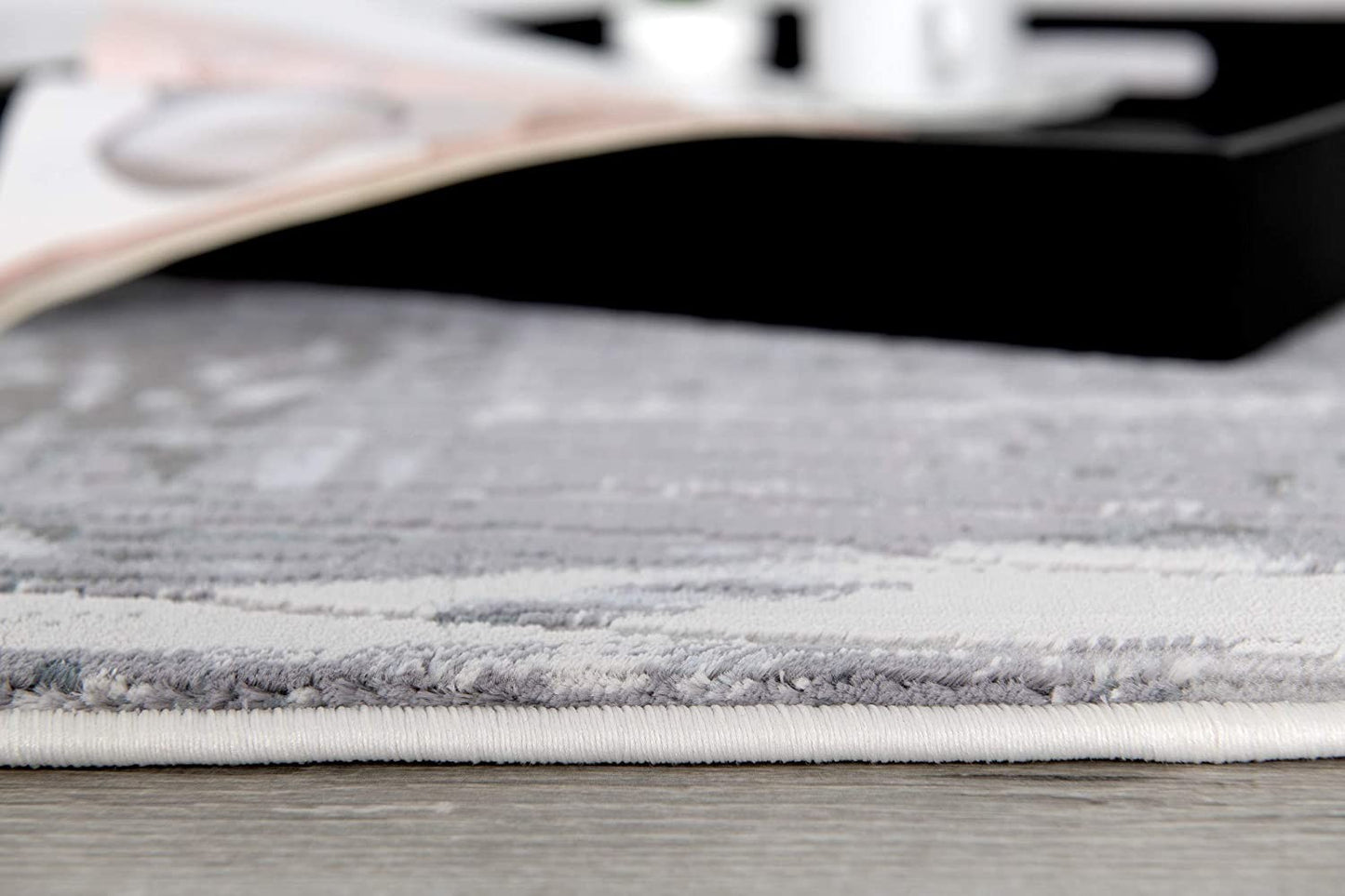 6' X 9' Blue Abstract Power Loom Area Rug