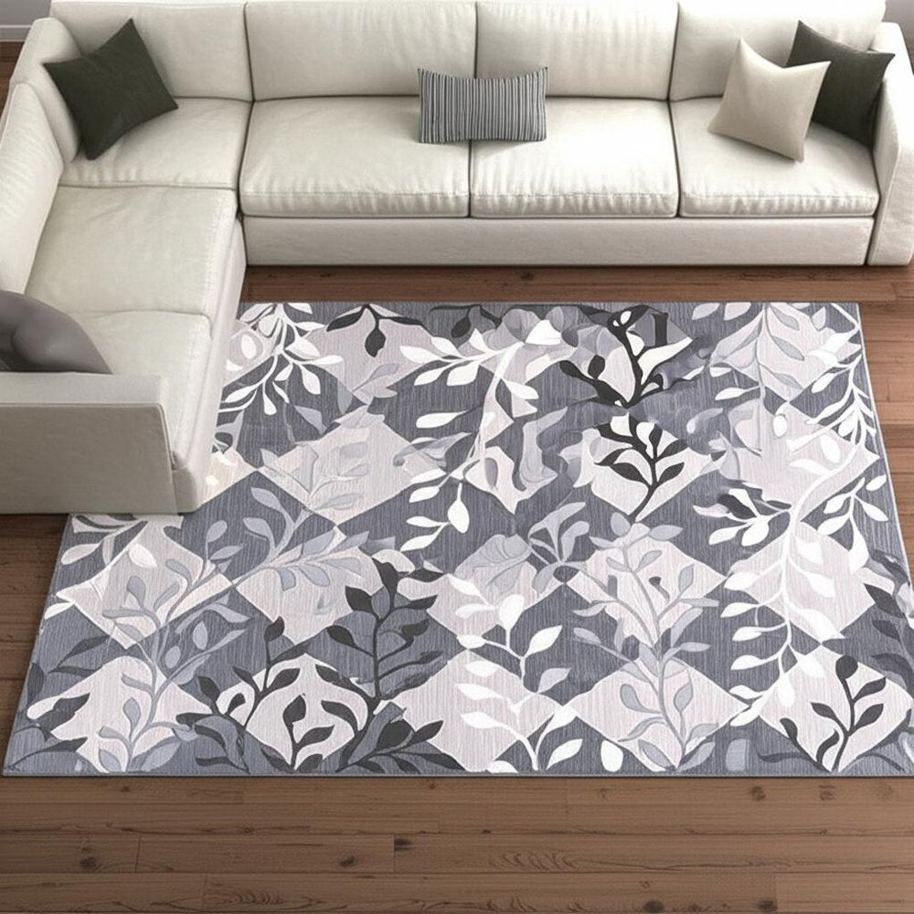 7' X 10' Gray Diamond And Vines Area Rug