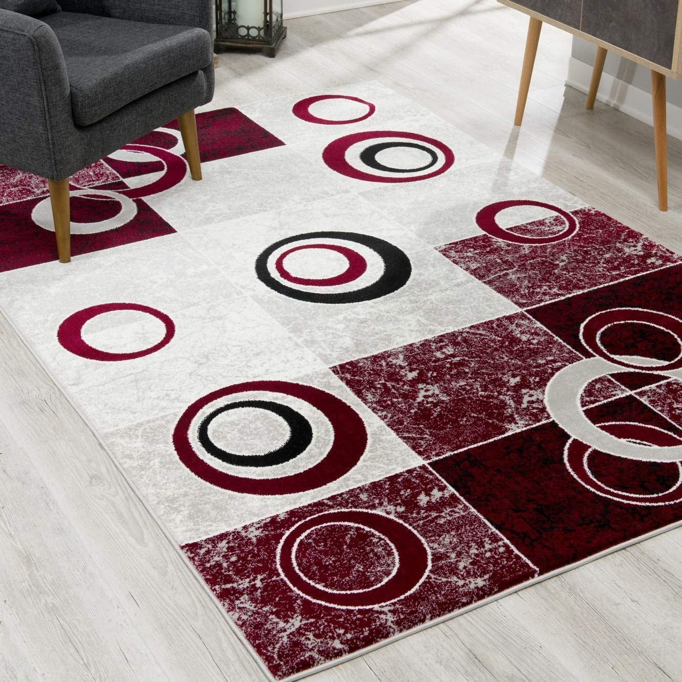 5' X 7' Red Abstract Dhurrie Area Rug