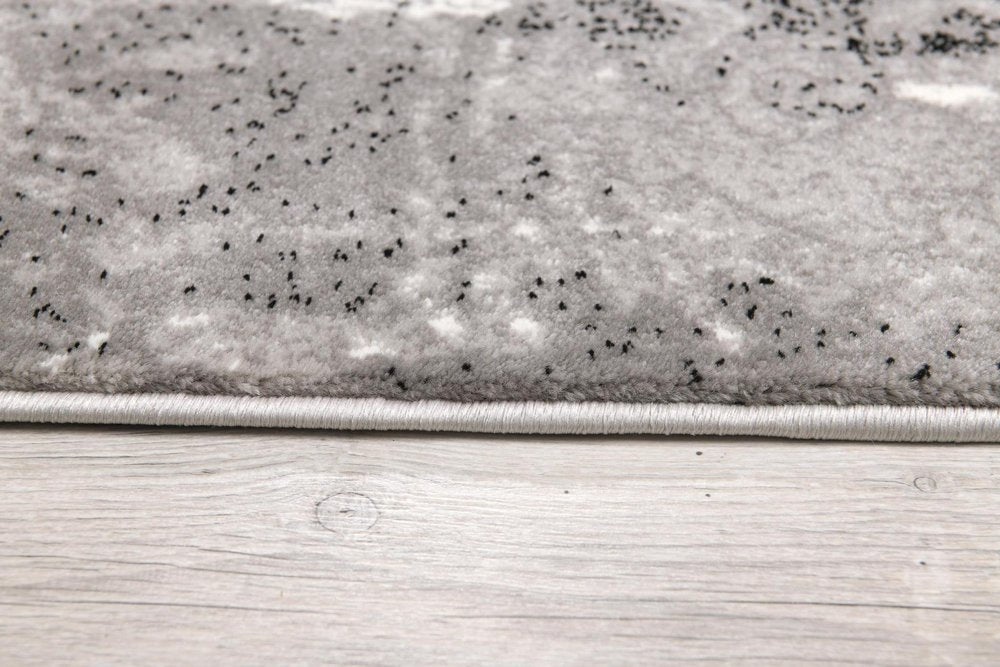 4' X 6' Gray And Ivory Damask Distressed Area Rug