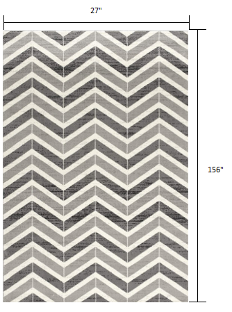 4' X 6' Gray Chevron Power Loom Area Rug