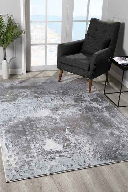 6' X 9' Gray And Ivory Abstract Shag Area Rug