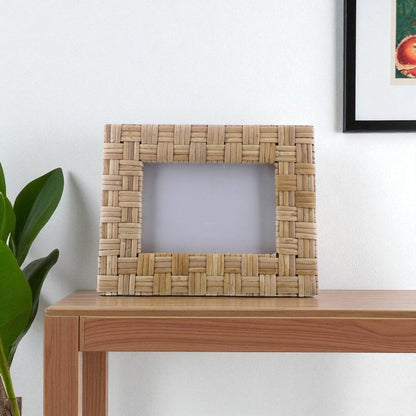 4" x 6" Natural Textural Rattan Tabletop Picture Frame
