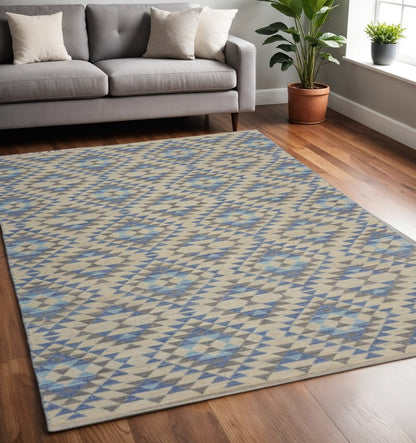 5' X 7' Blue Decorative Lattice Area Rug