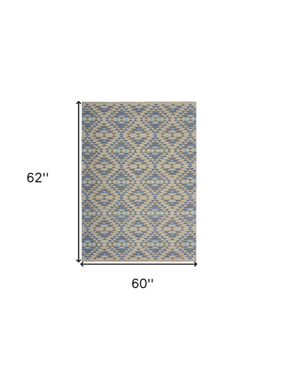 3' x 5' Blue Decorative Lattice Area Rug