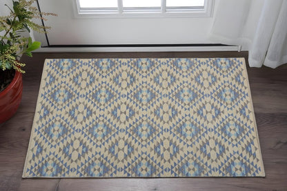 5' X 7' Blue Decorative Lattice Area Rug