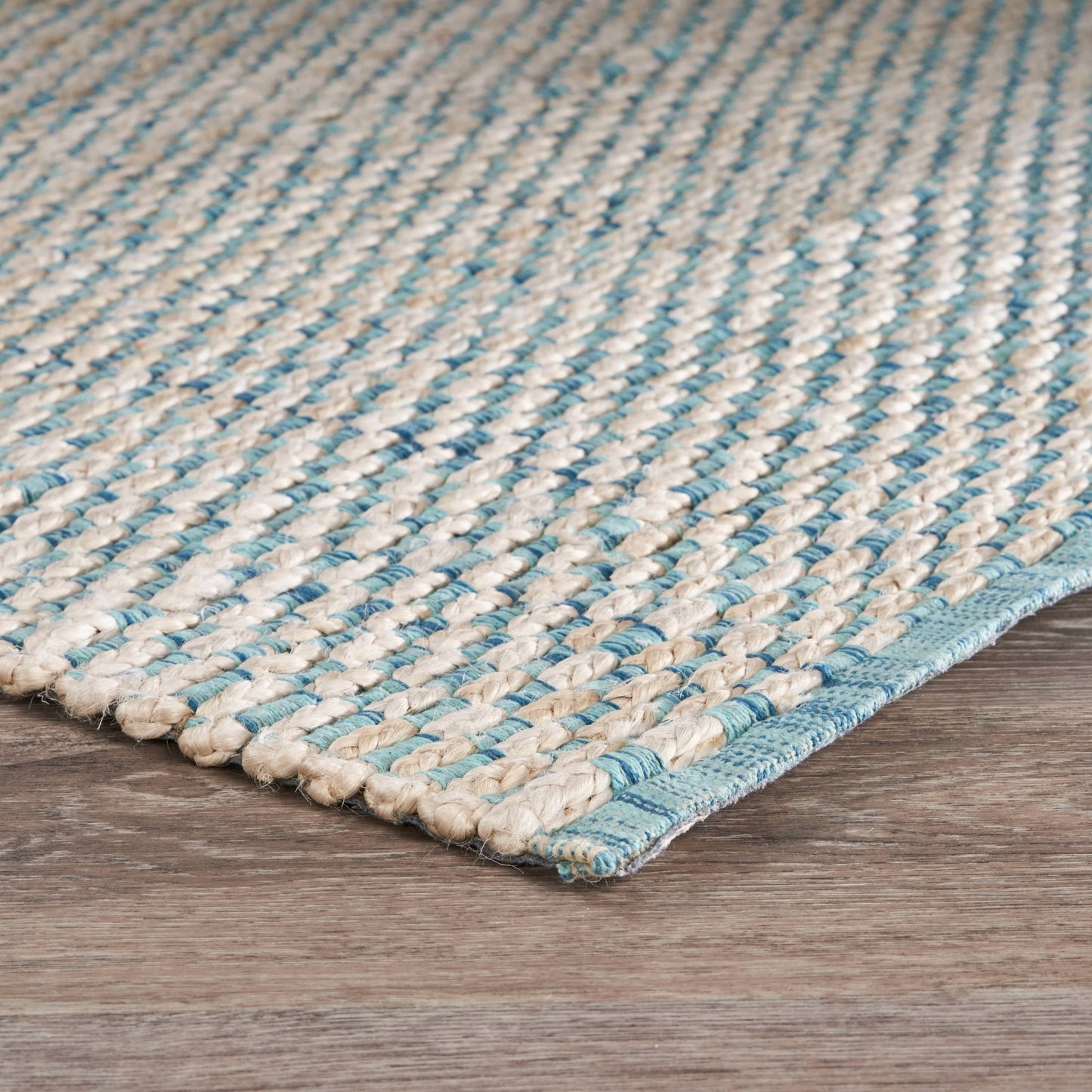 8' X 10' Blue and Beige Toned Area Rug