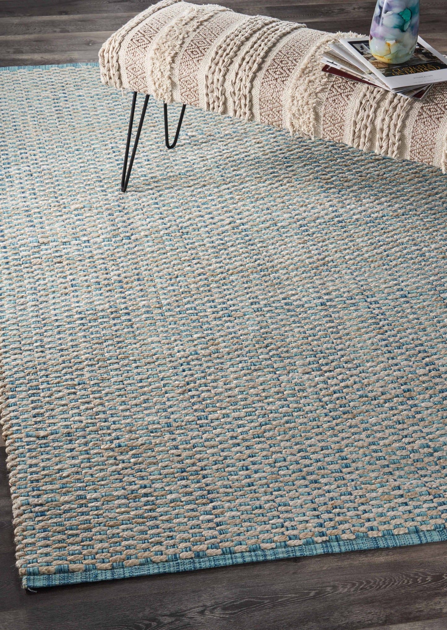 8' X 10' Blue and Beige Toned Area Rug