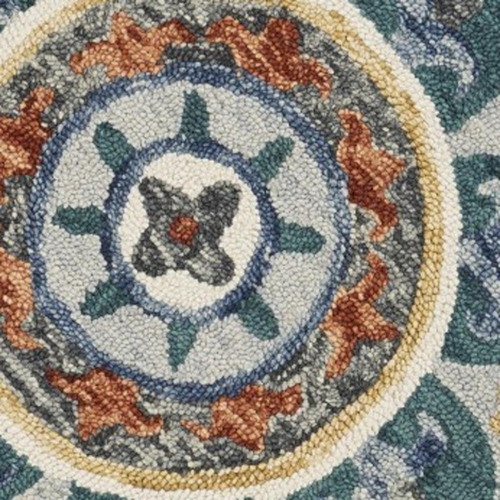 6' Green And Ivory Wool Hand Tufted Round Rug