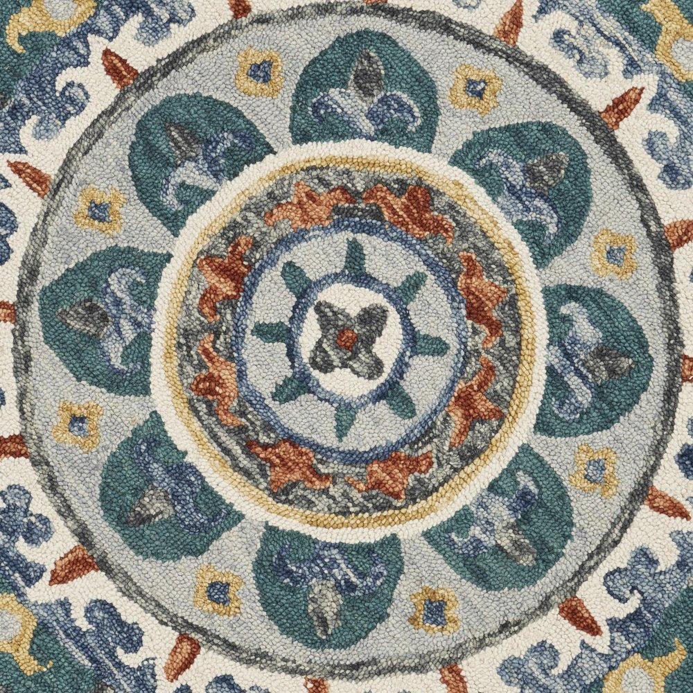 6' Green And Ivory Wool Hand Tufted Round Rug