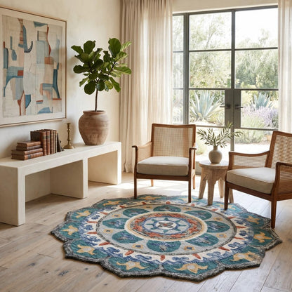 4' Green And Ivory Wool Hand Hooked Round Rug