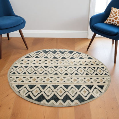 4' Round Blue and Cream Stripe Diamond Area Rug