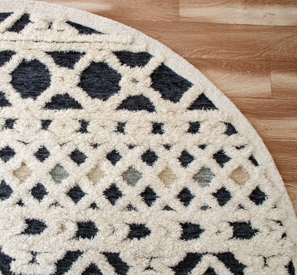 6' Blue And Ivory Wool Hand Tufted Round Rug