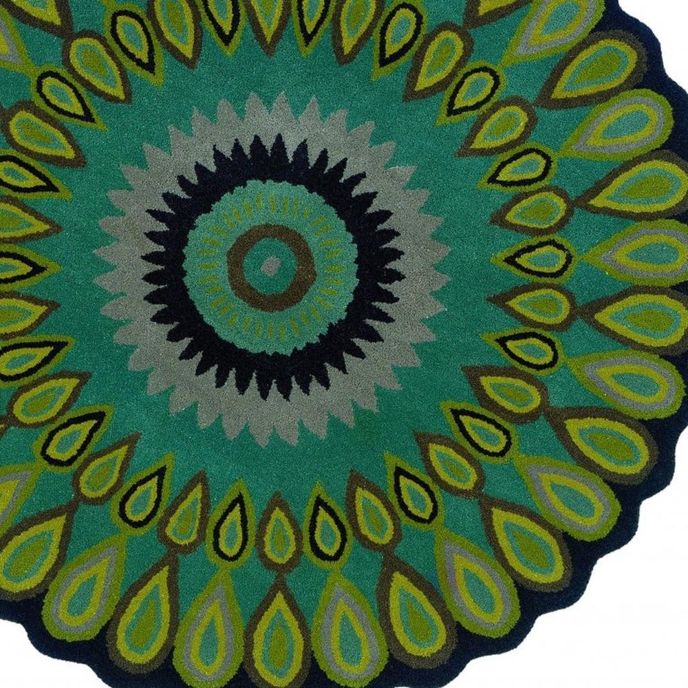 8' Green Wool Hand Tufted Round Rug