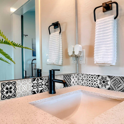 7" X 7" Black White and Gray Bella Peel and Stick Tiles