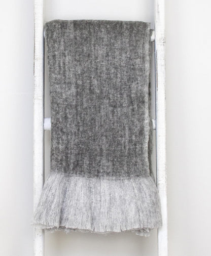 Supreme Soft Suttle Gray Handloomed Throw Blanket