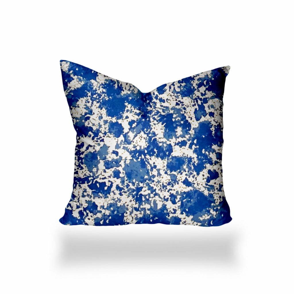 12" X 16" Blue And White Crab Enveloped Lumbar Indoor Outdoor Pillow Cover